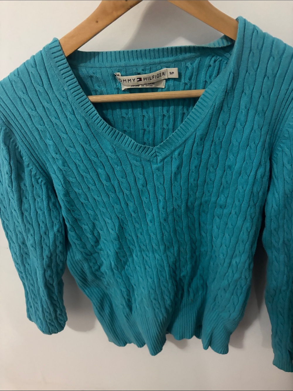 Tommy Hilfiger Women's Teal Cable V-Neck Sweater